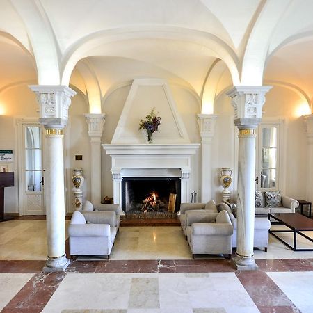 Hotel Oromana Alcalá de Guadaira Exteriör bild