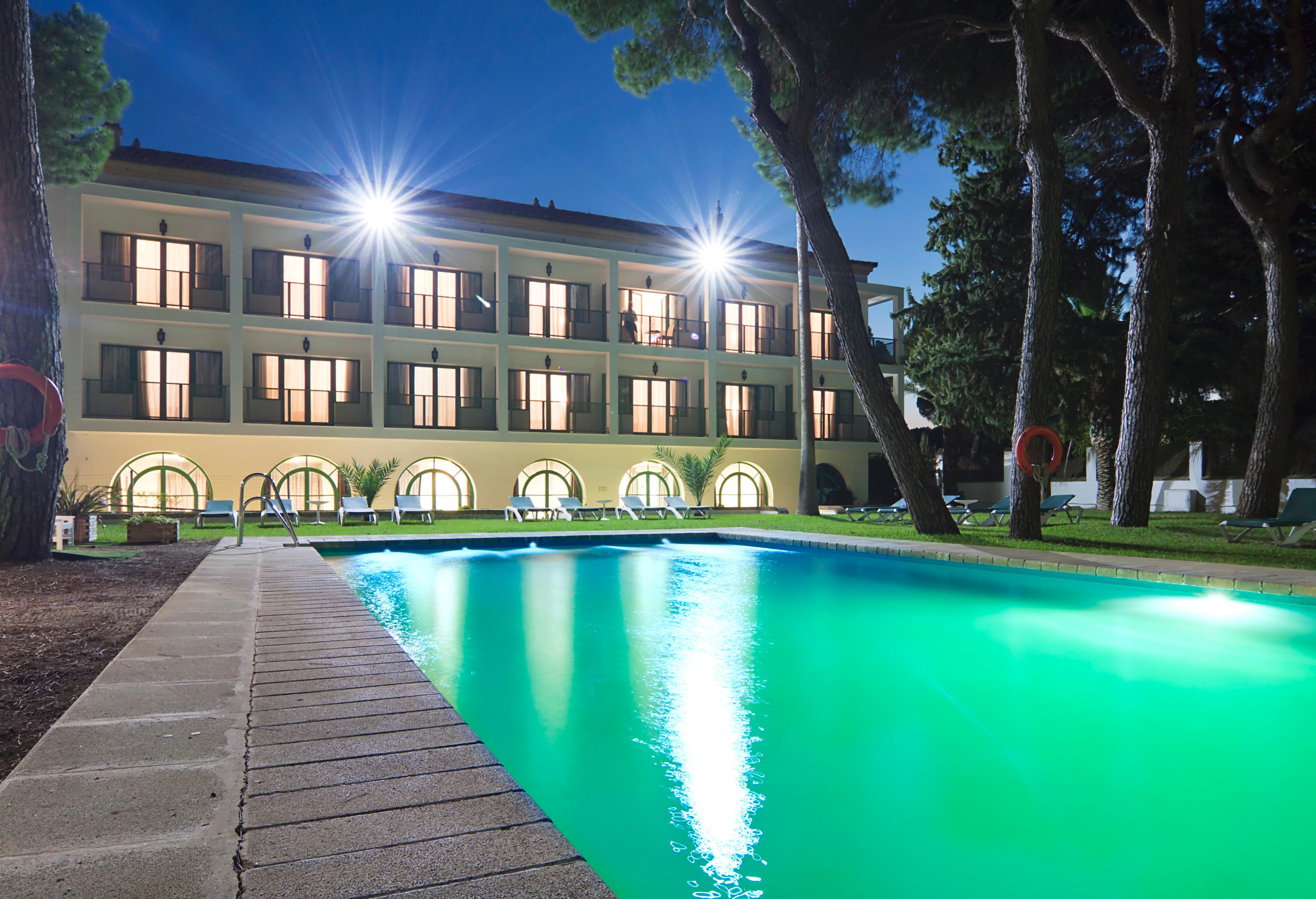 Hotel Oromana Alcalá de Guadaira Exteriör bild